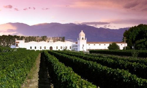 hotel-and-winery-entrance